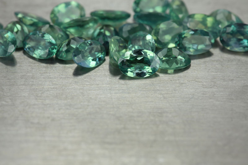 Alexandrite | Gemstones from A-Z at Juwelo